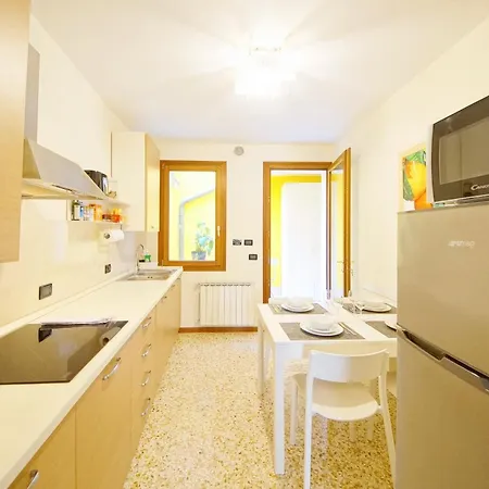 Apartment Dolcevita N 519 Biennale Venice