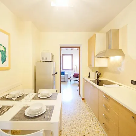 Apartment Dolcevita N 519 Biennale Venice